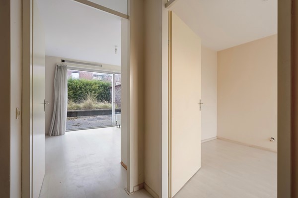 Medium property photo - Marga Klompéstraat 9, 2552 HL Den Haag